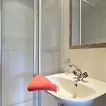Gaestehaus Hoelzl 伊特尔