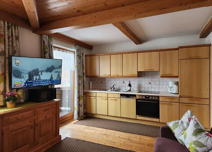 Gaestehaus Hoelzl Bed & Breakfast Itter