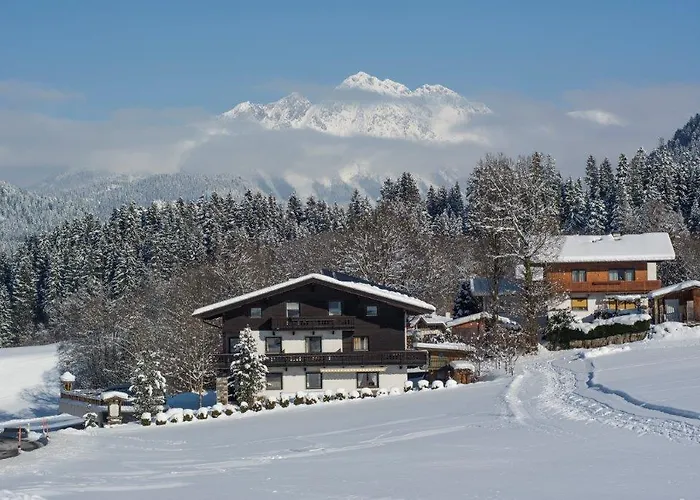 Bed & Breakfast Gaestehaus Hoelzl 3*